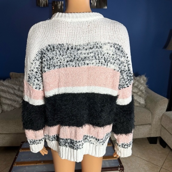 Marc New York Fuzzy Knit Sweater - Picture 9 of 10